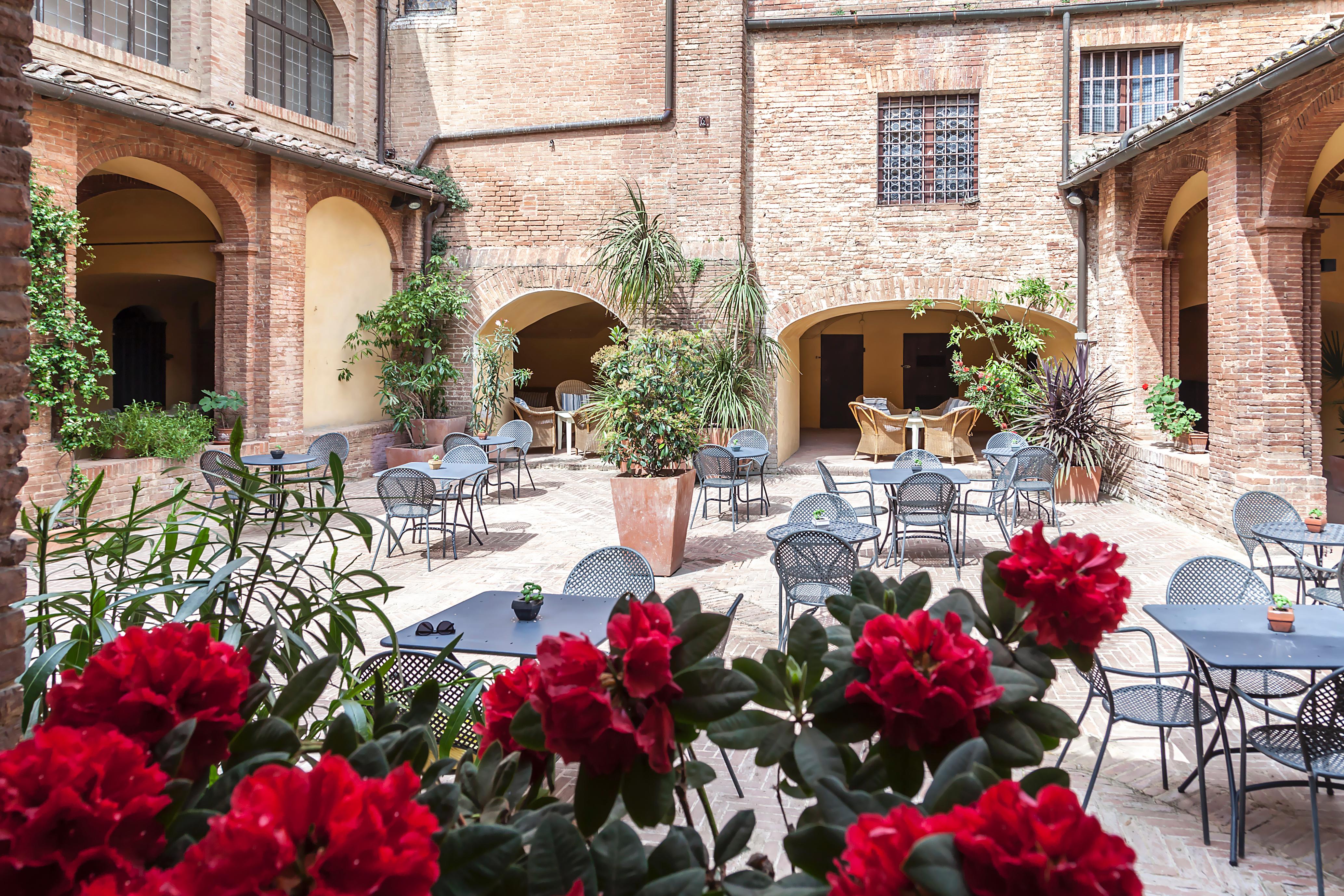 Il Chiostro Del Carmine (Siena, Toskana) ️ inkl. Flug buchen