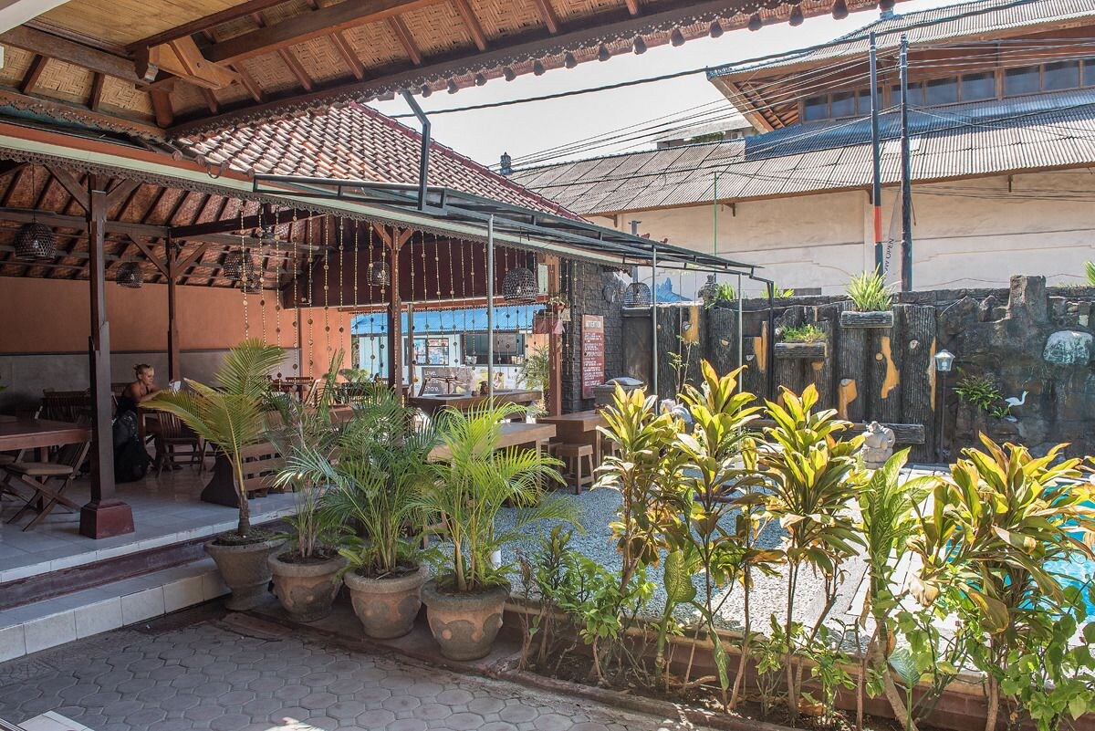 RedDoorz near Ground Zero Legian (Kuta, Bali) ️ inkl. Flug